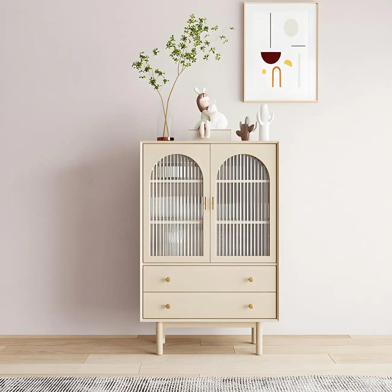 Vitrine à tiroirs multiples en bois blanc avec portes vitrées