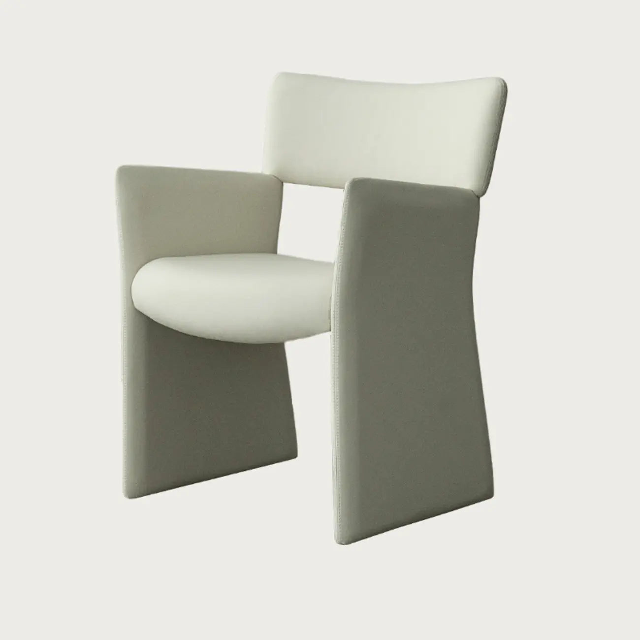 Fauteuils minimalistes en sherpa à dossier ouvert et accoudoirs rembourrés