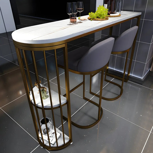 Table de bar moderne en faux marbre avec structure en métal pour la cuisine