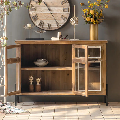 vaisselier en bois brun de style campagnard français avec porte vitrée