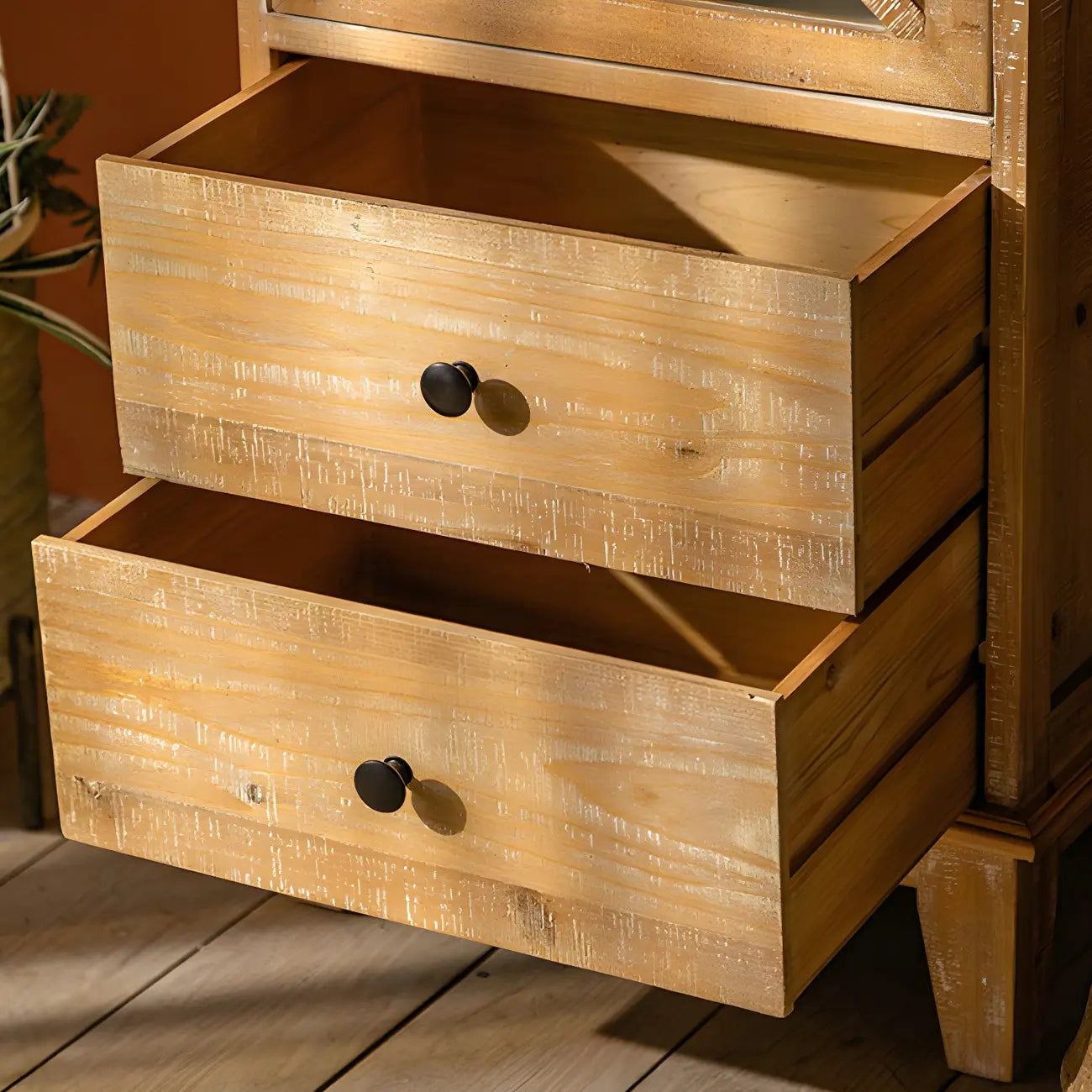 Vitrine standard avec portes vitrées en bois clair naturel