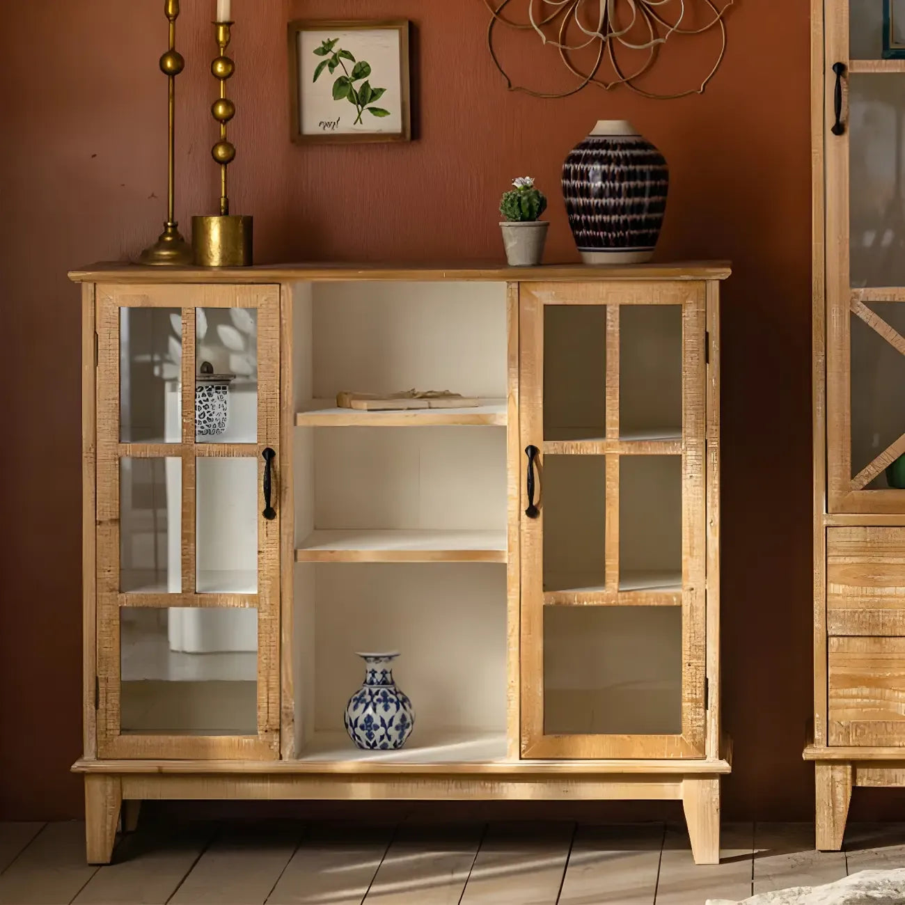 Vitrine standard avec portes vitrées en bois clair naturel