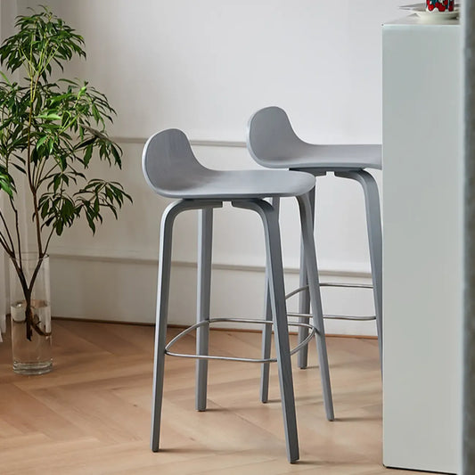 Tabourets de bar minimalistes en bois avec repose-pieds pour la cuisine