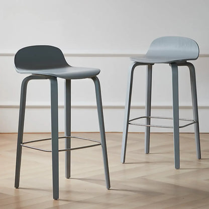 Tabourets de bar minimalistes en bois avec repose-pieds pour la cuisine