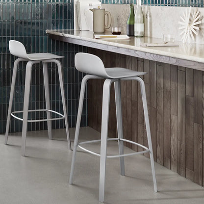 Tabourets de bar minimalistes en bois avec repose-pieds pour la cuisine