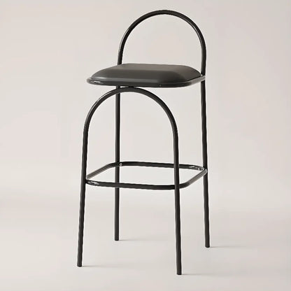 Tabourets de bar minimalistes en cuir avec structure en métal et dossier ajouré