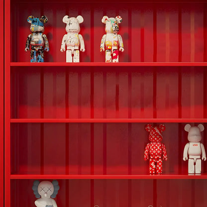Vitrine industrielle en métal rouge avec rangement ouvert pour la maison