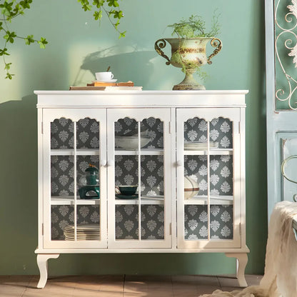 Vitrine vintage en bois blanc avec portes vitrées