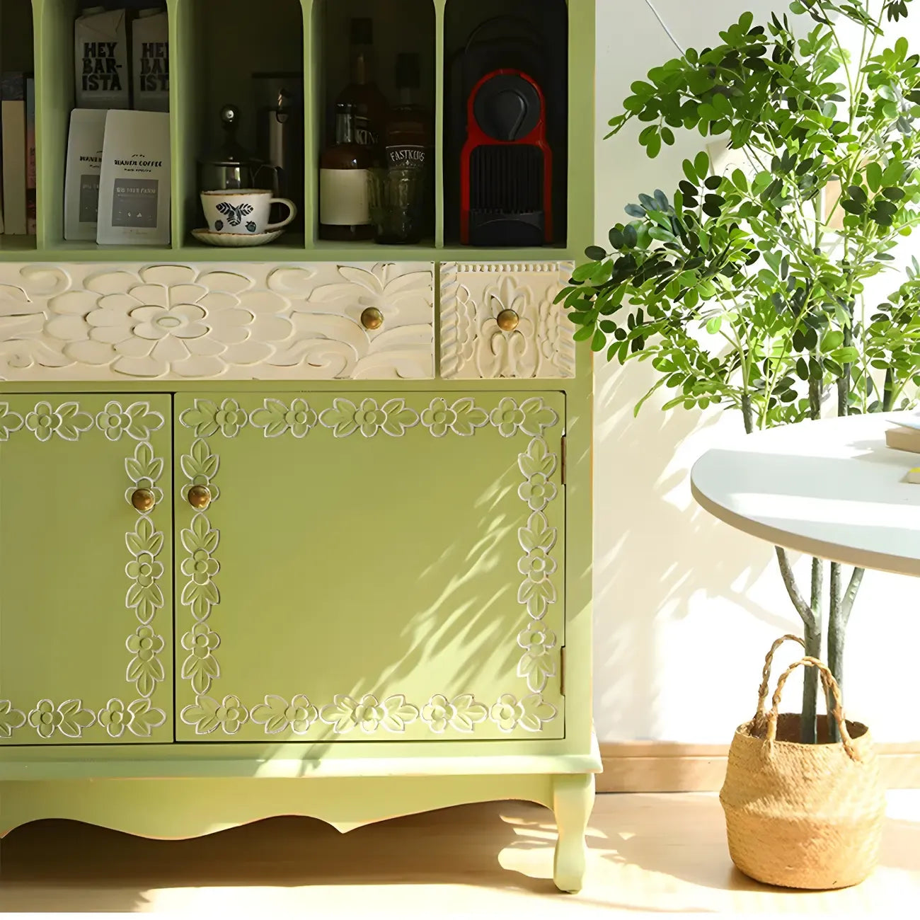 vaisselier en bois vert style campagne française avec rangement