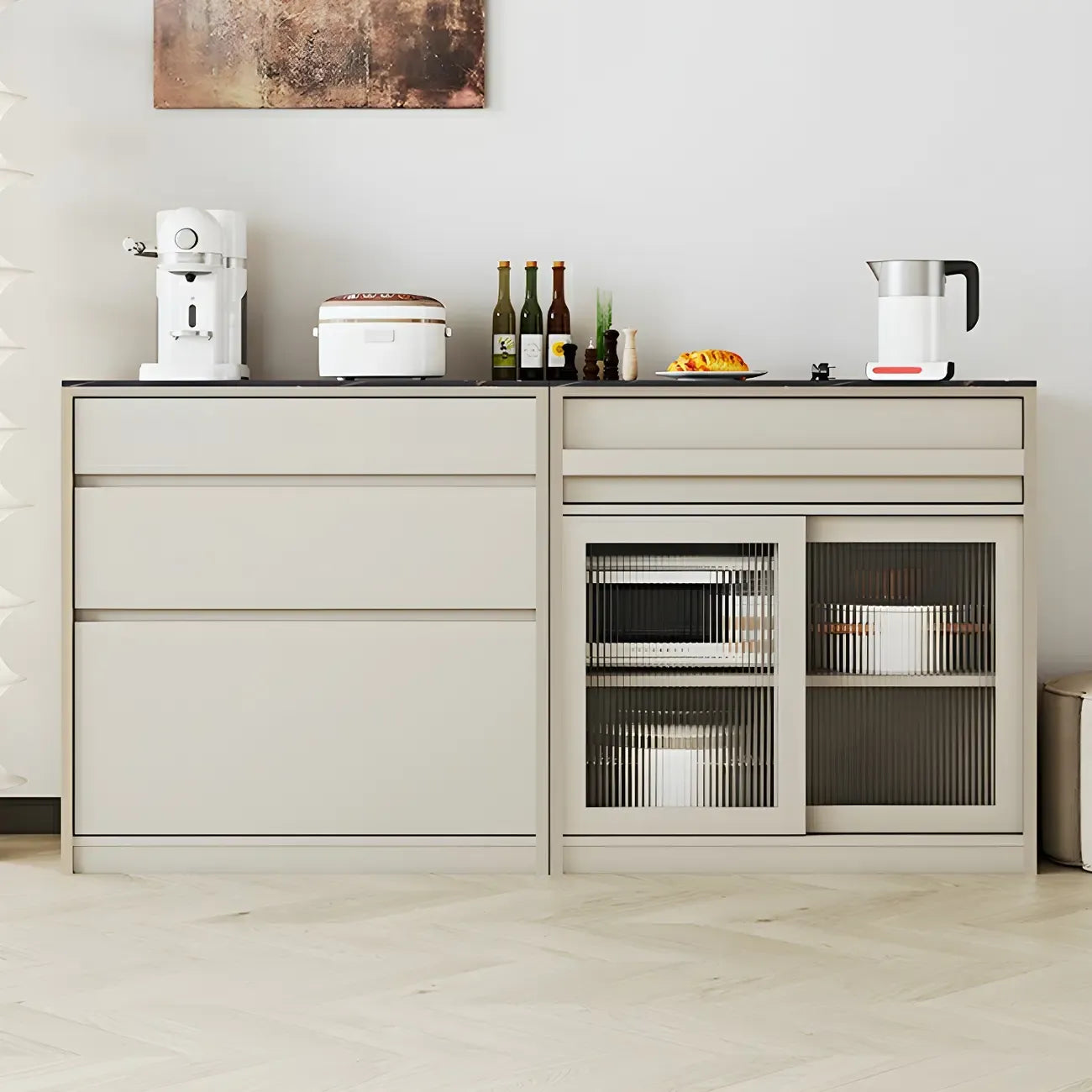 Buffet contemporain avec comptoir en pierre et tiroirs