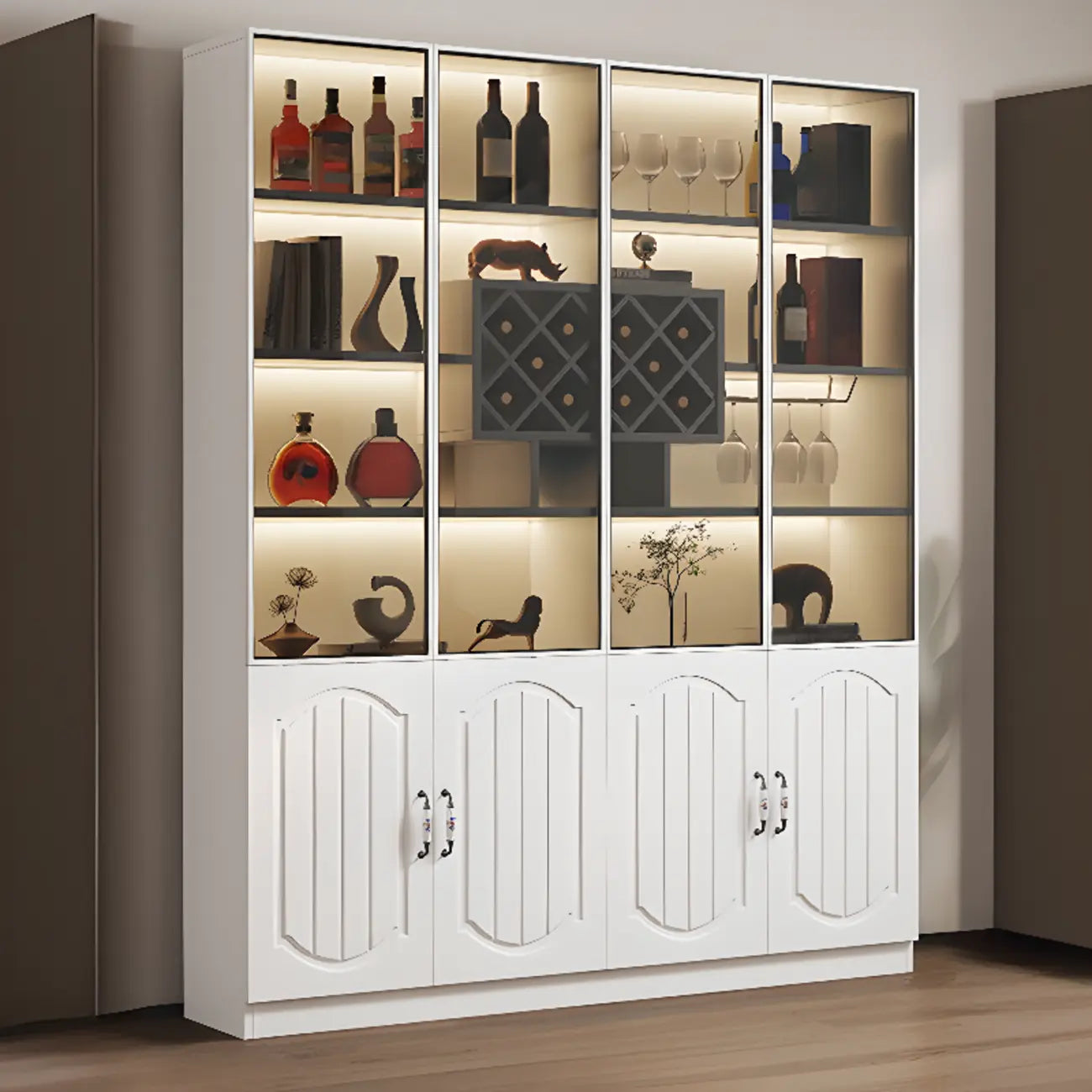 Vitrine en bois noir avec porte vitrée et rangement pour vin
