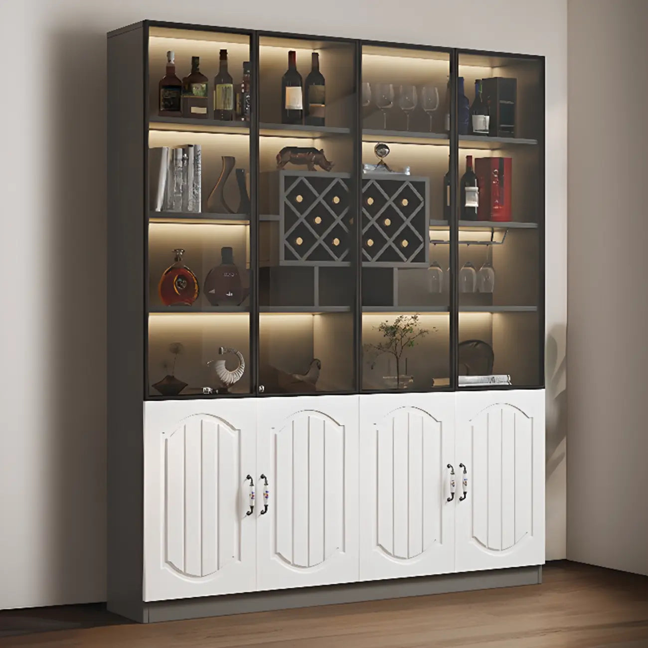 Vitrine en bois noir avec porte vitrée et rangement pour vin