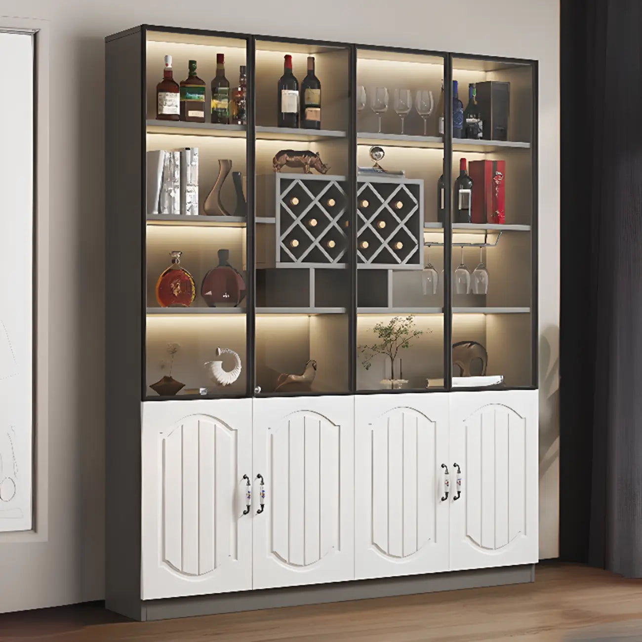 Vitrine en bois noir avec porte vitrée et rangement pour vin