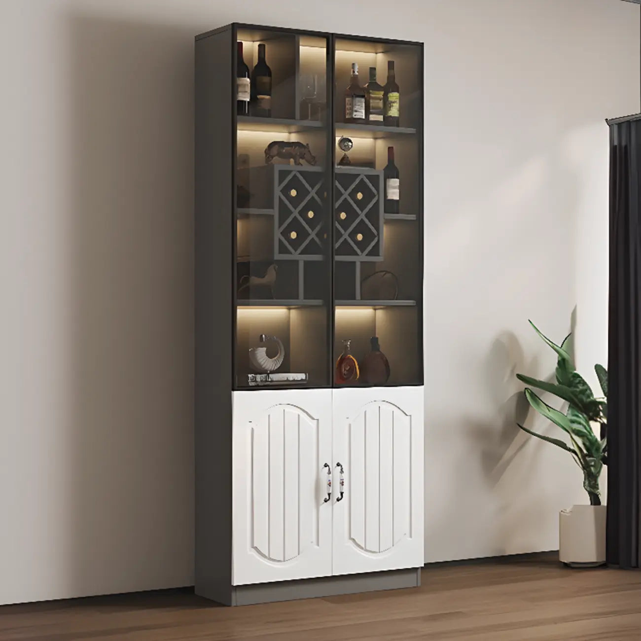 Vitrine en bois noir avec porte vitrée et rangement pour vin