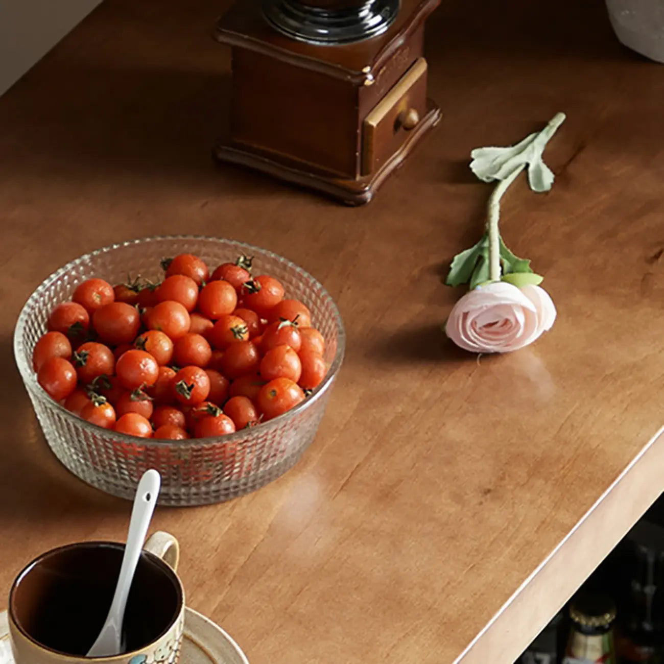 Table de bar étroite en bois avec double étagère de rangement