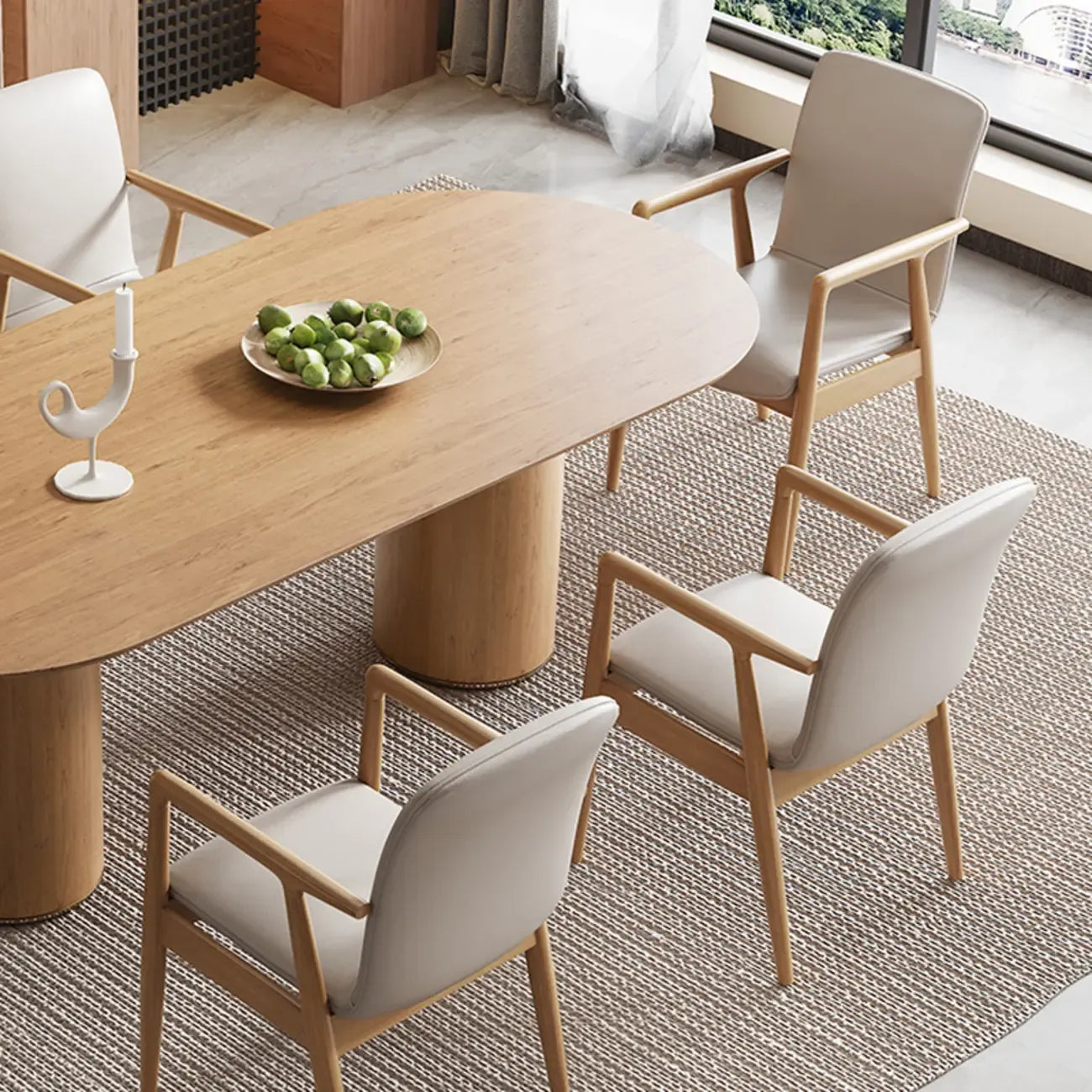 Fauteuil de salle à manger moderne en bois recouvert de similicuir