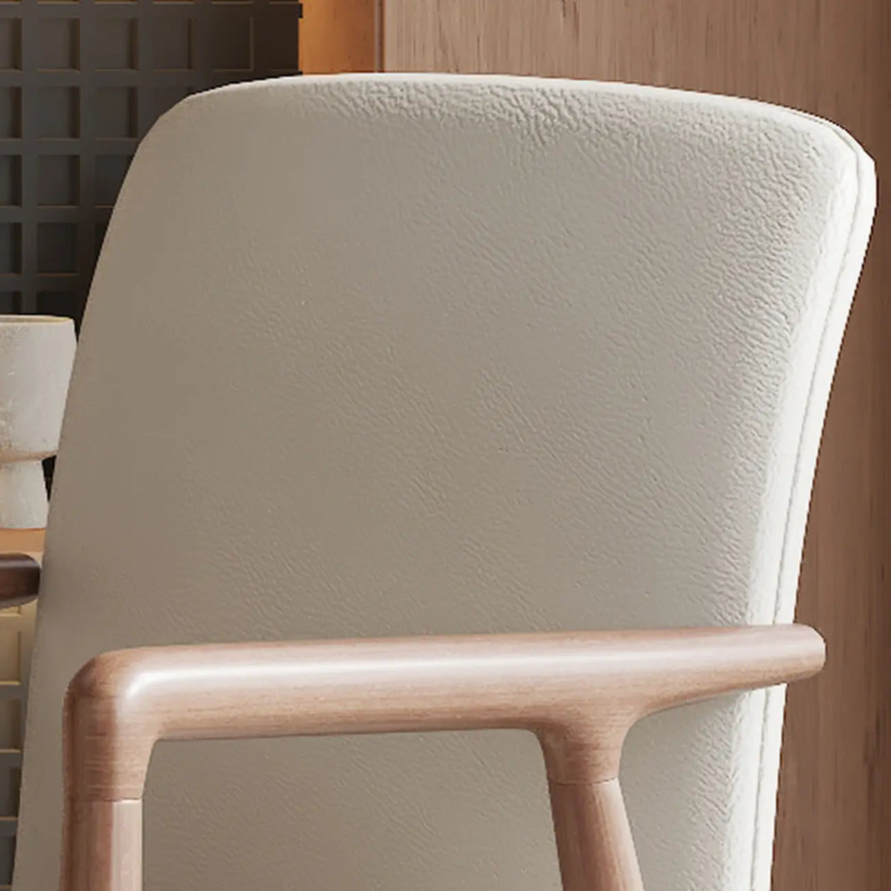 Fauteuil de salle à manger moderne en bois recouvert de similicuir