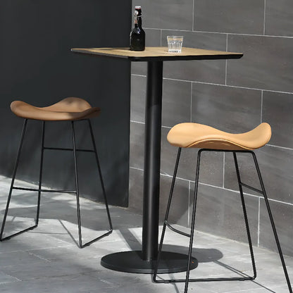 Table de bar élégante en bois avec piètement en métal noir pour café