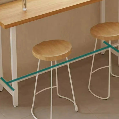 Table de bar minimaliste en pin avec piètement en métal blanc pour les repas