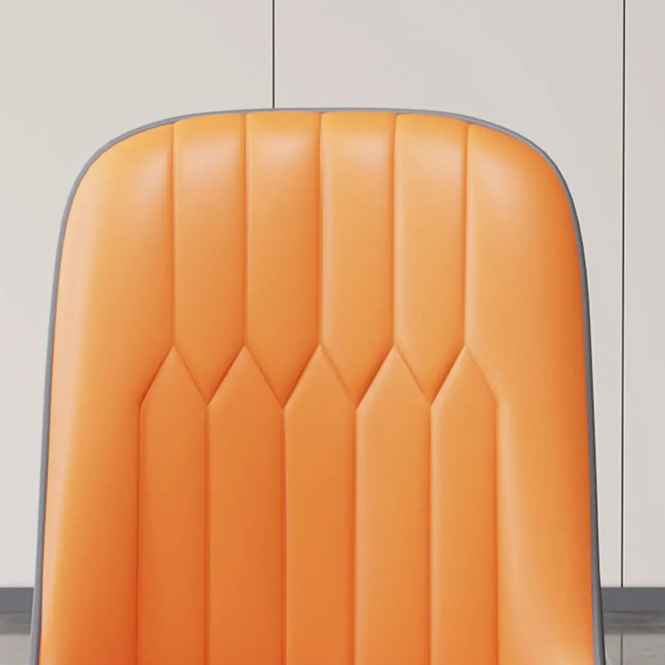 Chaise de salle à manger moderne en cuir rembourrée avec dossier haut