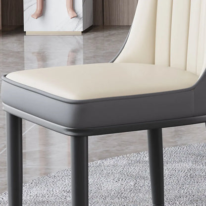 Chaise de salle à manger moderne en cuir rembourrée avec dossier haut