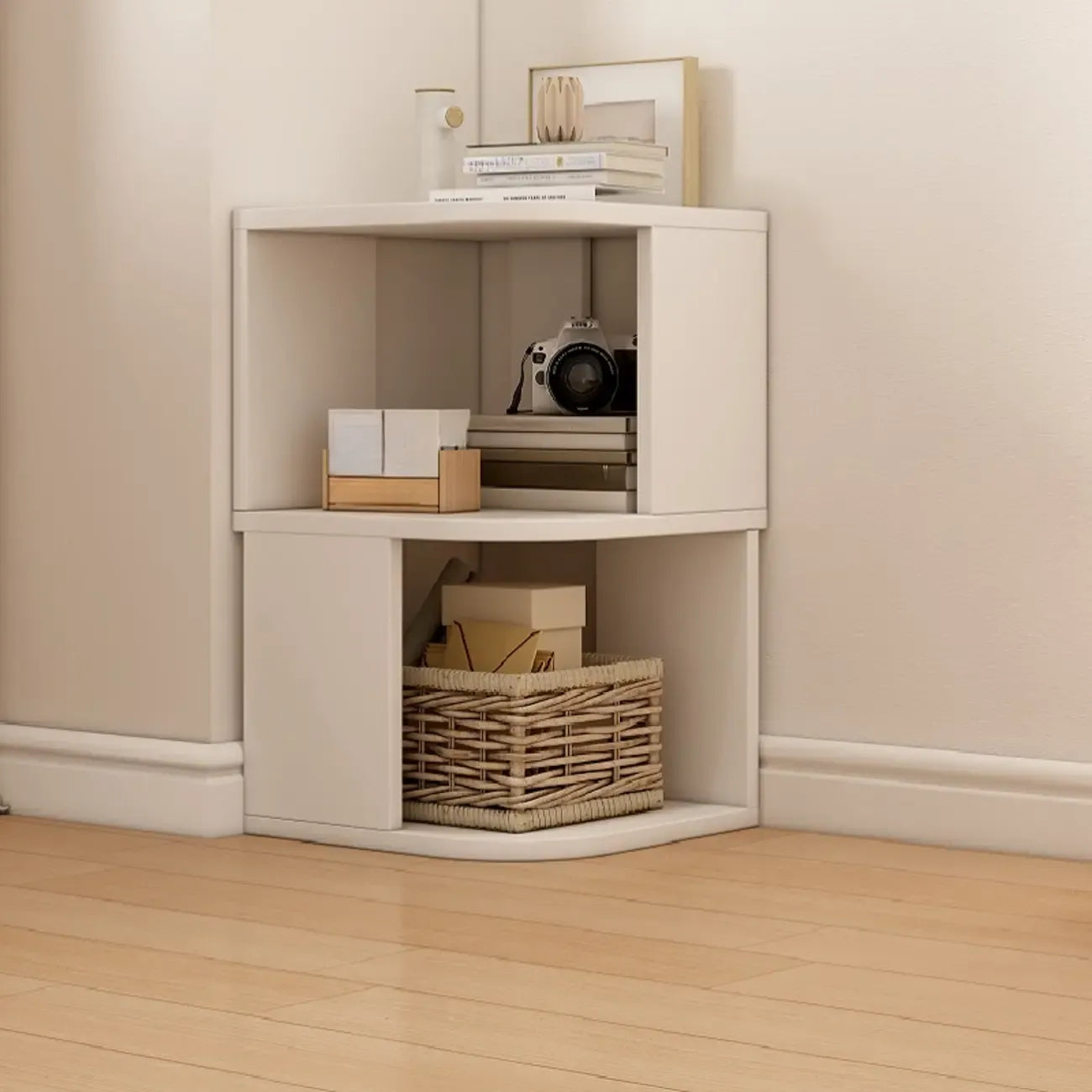 Bibliothèque d'angle moderne en bois avec étagère de rangement pour la maison