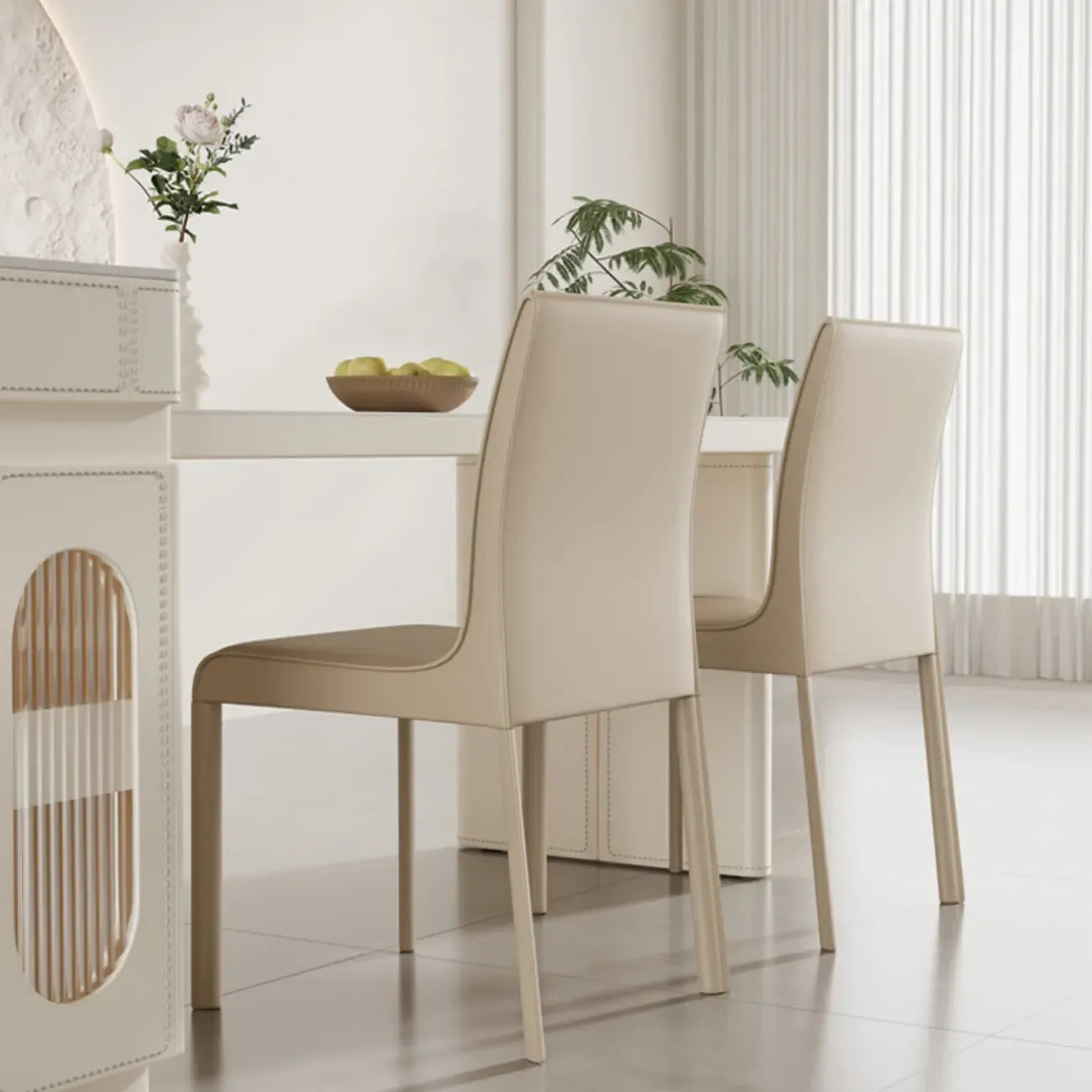 Chaise de salle à manger moderne sans accoudoirs en similicuir pour la cuisine
