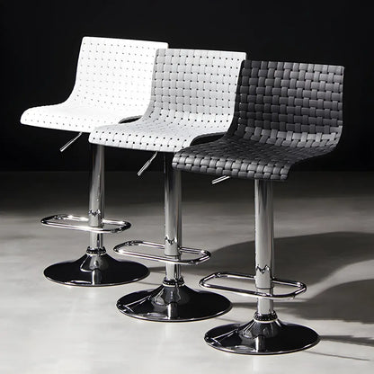 Tabourets de bar pivotants et réglables modernes en rotin synthétique à assise carrée