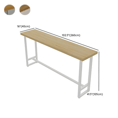 Table de bar moderne rustique avec plateau en pin et piètement en fer