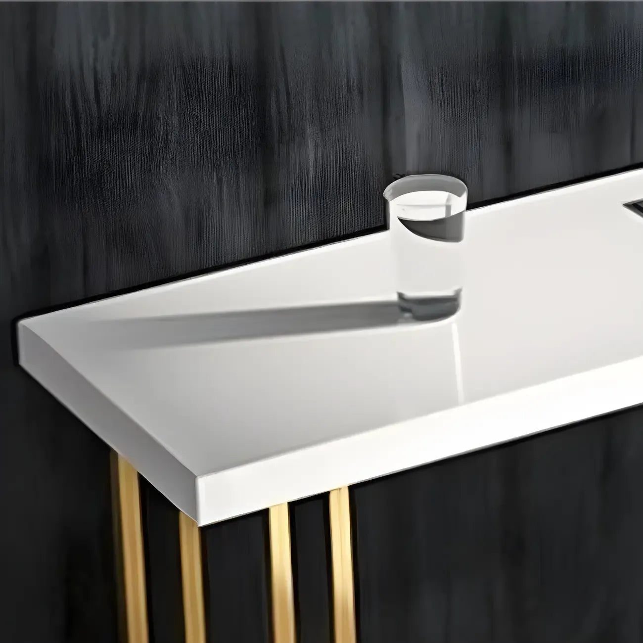 Tables de bar en bois blanc glamour et fer doré