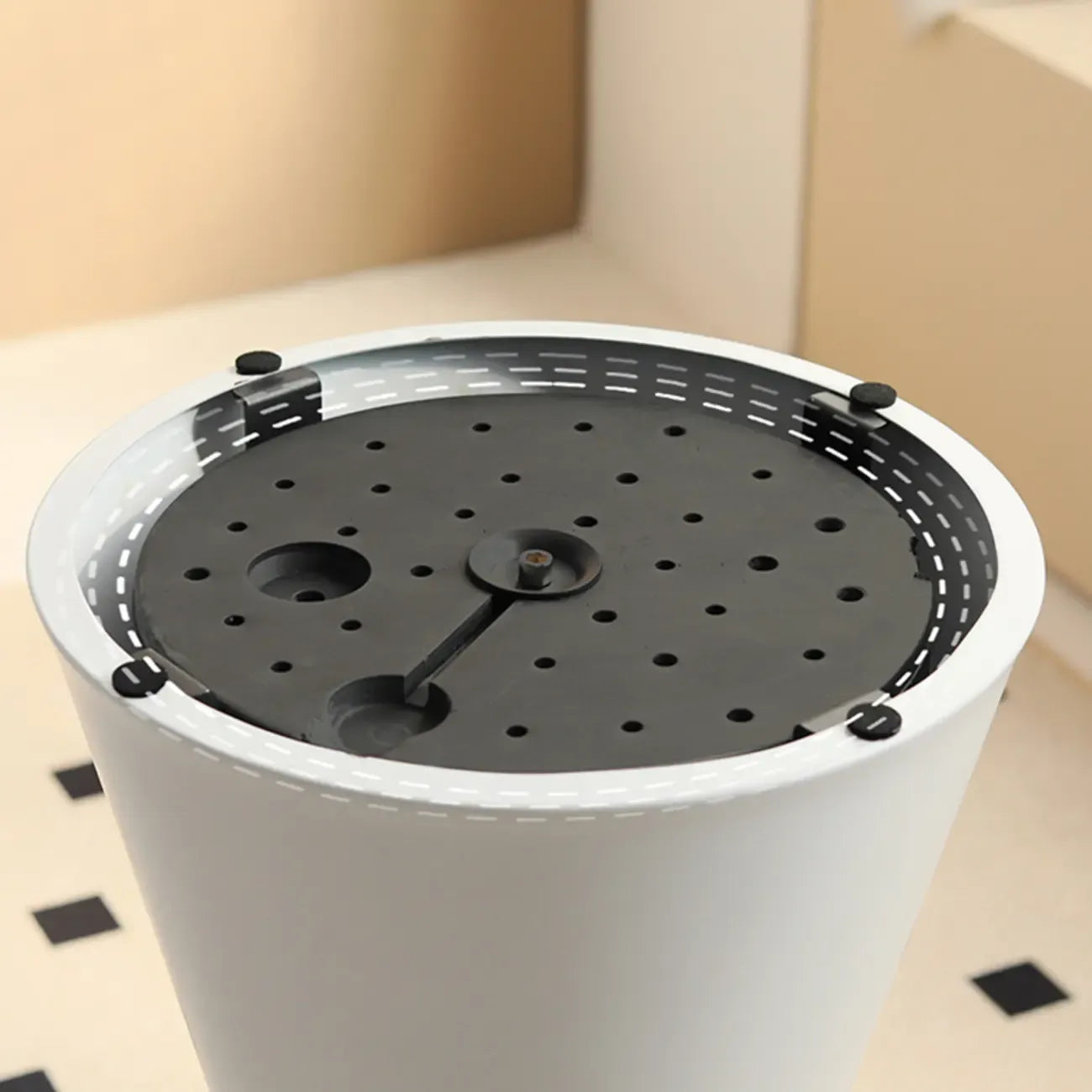 Élégante table de bar ronde sur piédestal en marbre blanc