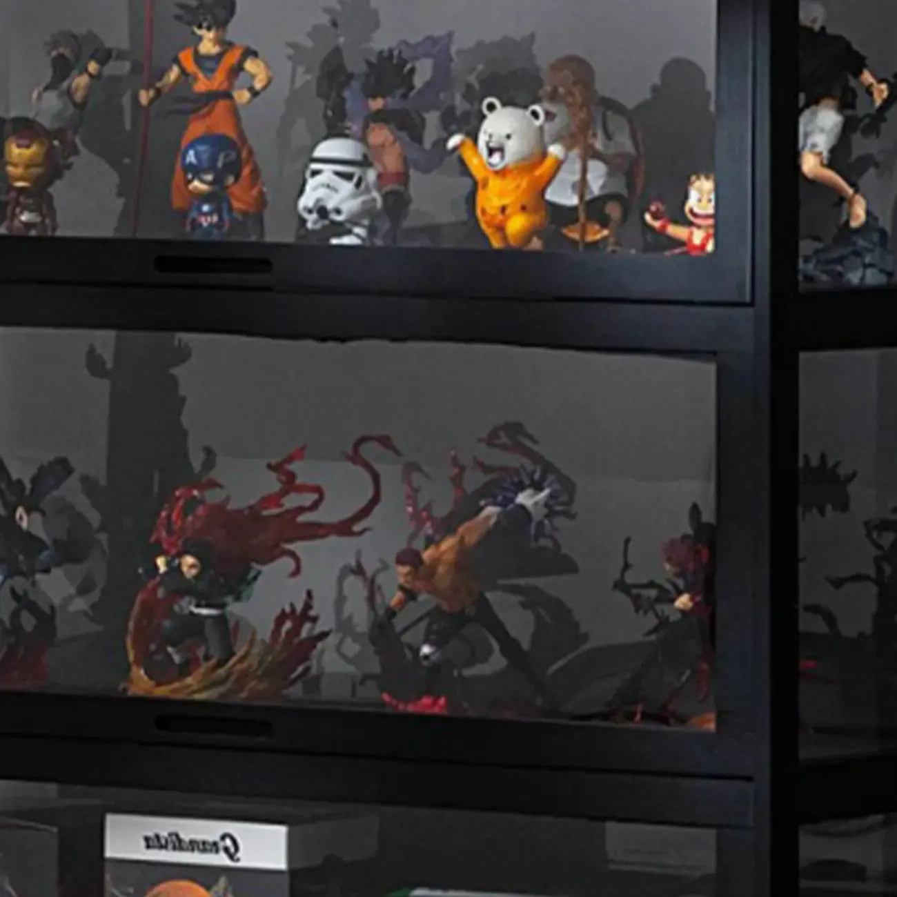 Vitrine moderne en bambou noir et verre avec porte rabattable