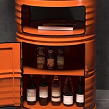 Tables de bar industrielles noires et oranges pour le rangement de fûts en métal