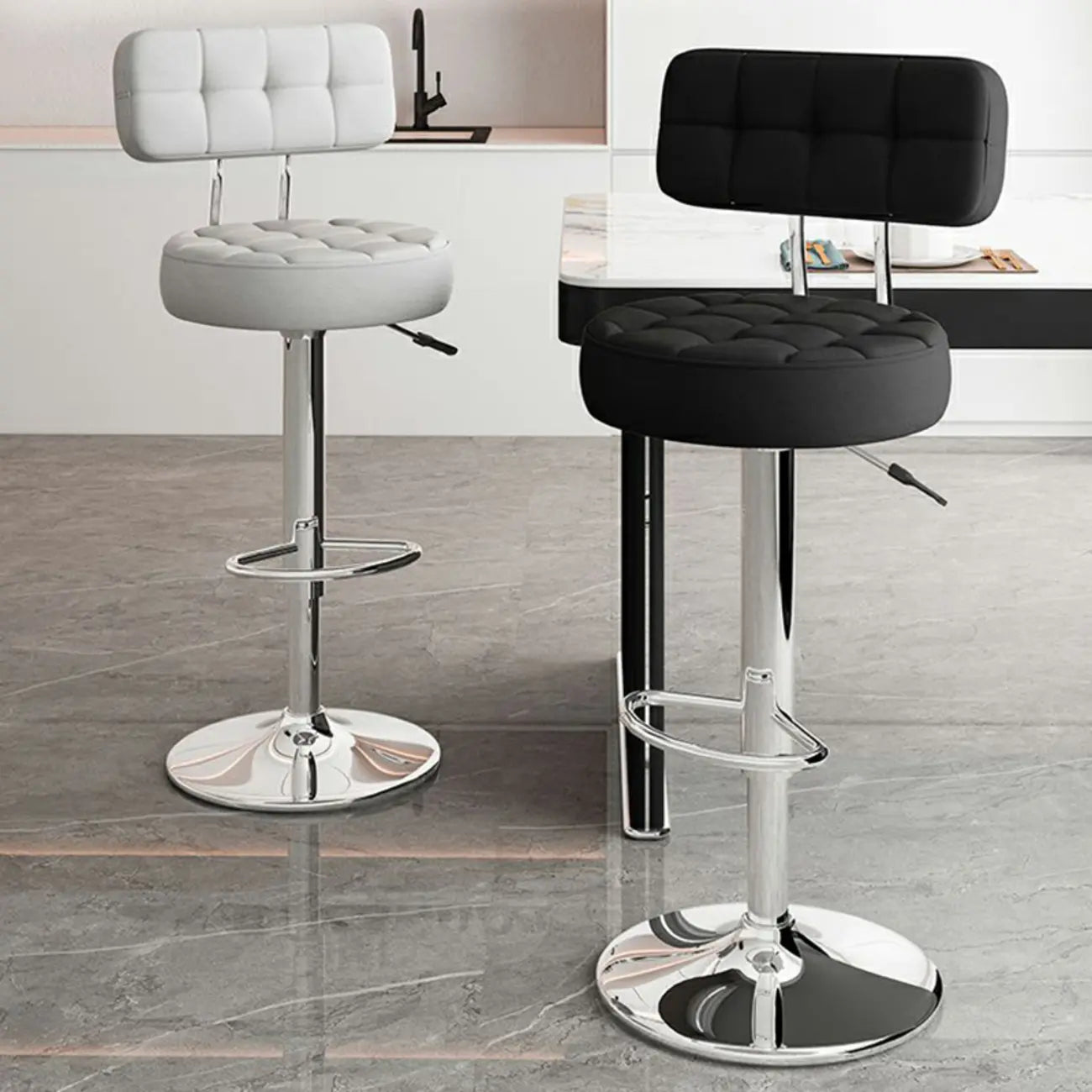 Tabourets de bar pivotants réglables revêtus de cuir