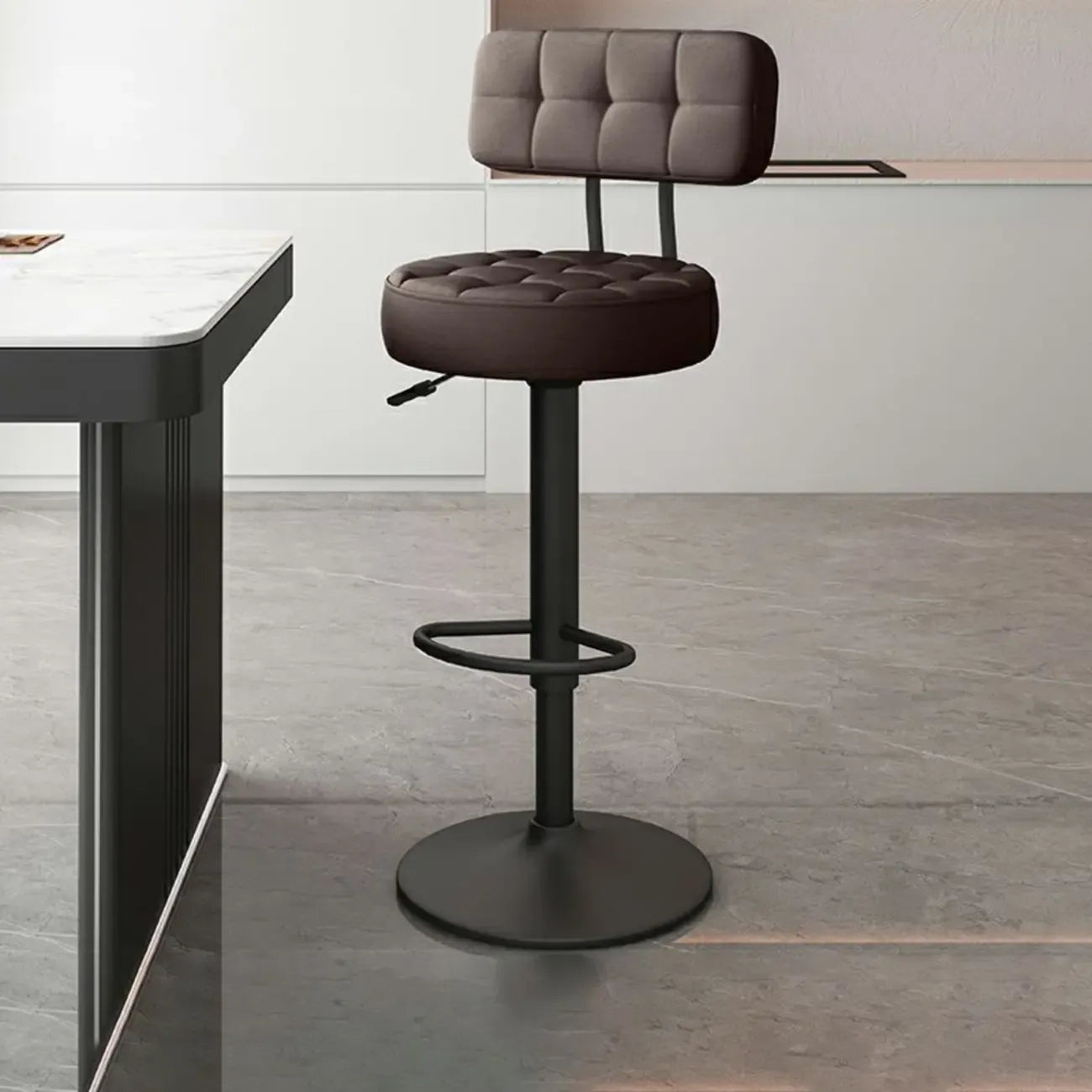 Tabourets de bar pivotants réglables revêtus de cuir