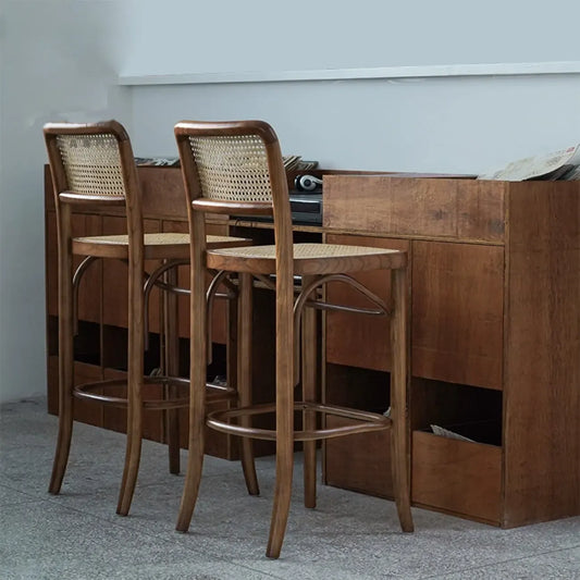 Tabouret de bar haut carré en rotin style vintage, élégant et élégant.