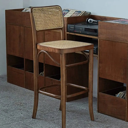 Tabouret de bar haut carré en rotin style vintage, élégant et élégant.