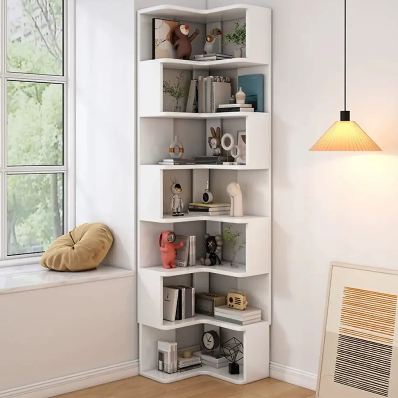 Élégante bibliothèque d'angle en bois en forme d'échelle de L