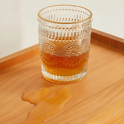 Vitrine de table en bois et verre pour la décoration de cuisine