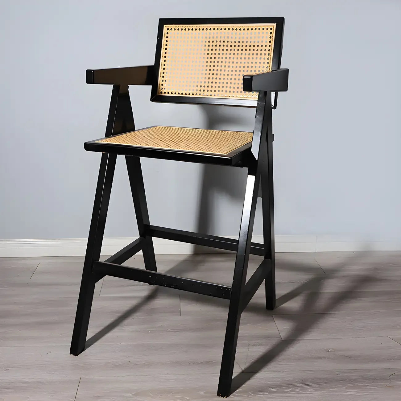 Tabourets de bar carrés empilables en rotin style milieu du siècle