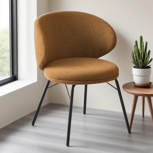 Chaise de salle à manger moderne en cuir rembourré avec pieds en métal