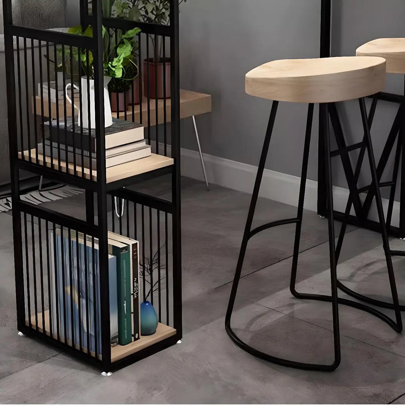 Tables de bar modernes en bois naturel et métal avec rangement