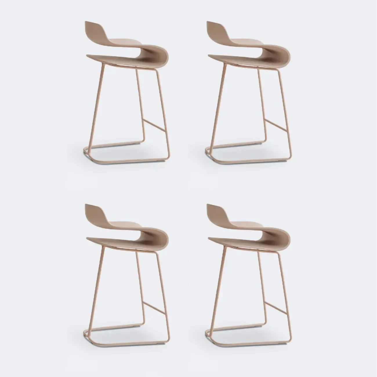 Tabouret de bar industriel en plastique et structure en acier, dossier bas et sans accoudoirs