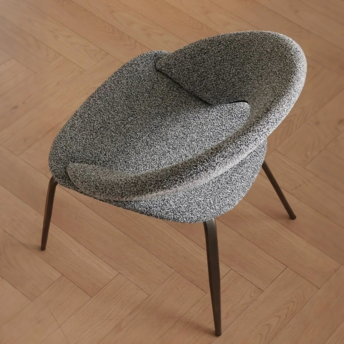 Chaise de salle à manger en lin de style moderne du milieu du siècle avec pieds en acier