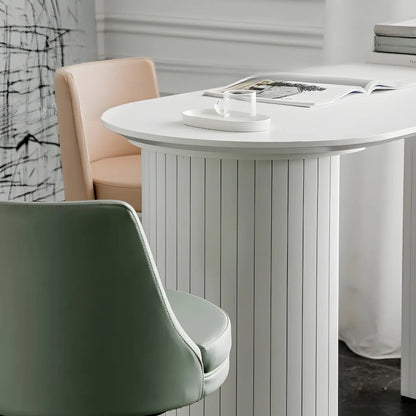 Tables de bar modernes blanches à double piétement en bois de forme libre