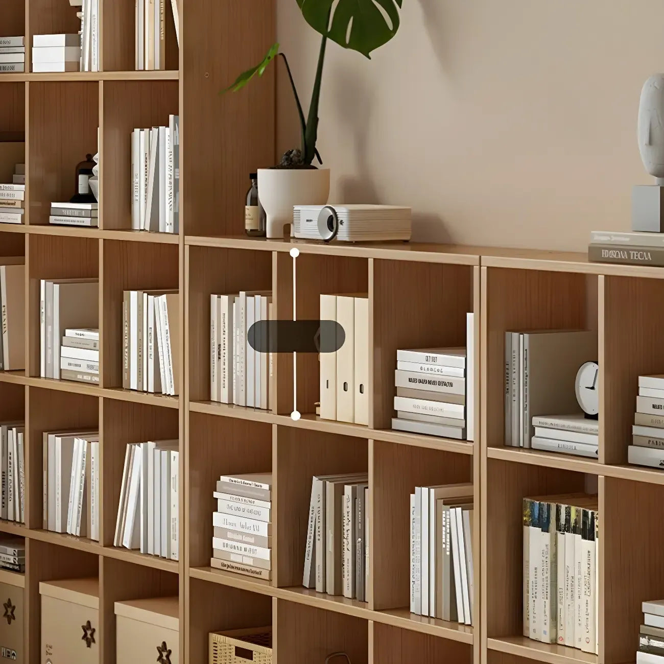Bibliothèque moderne en bois naturel cubique à dos ouvert