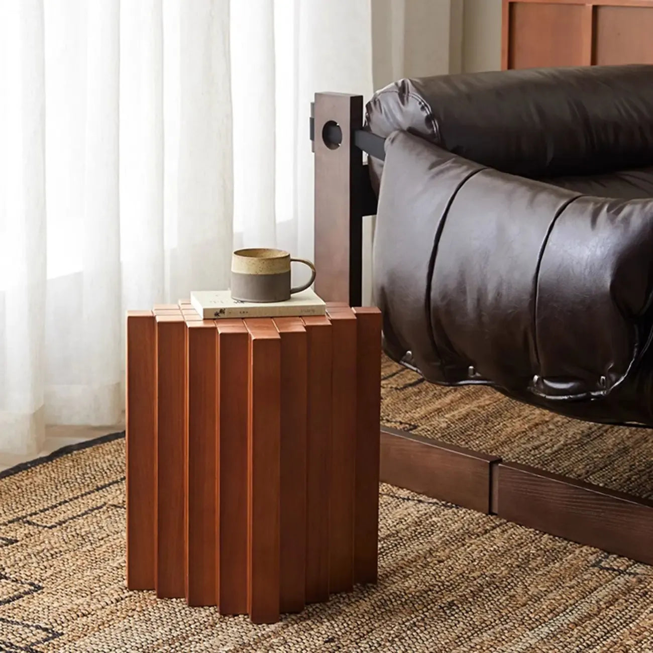 Table d'appoint carrée en bois massif pour salon