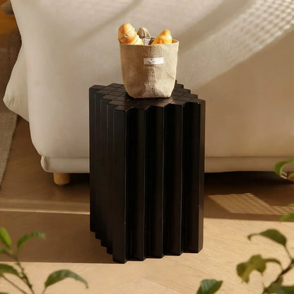 Table d'appoint carrée en bois massif pour salon