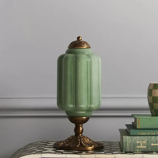 Lampe de table élégante en verre vert vintage avec pied en laiton