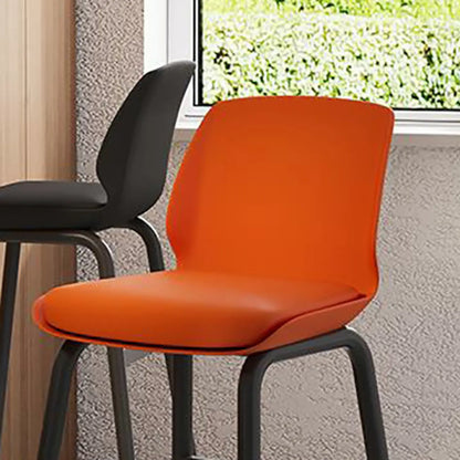 Tabouret de bar minimaliste en métal rembourré, hauteur comptoir